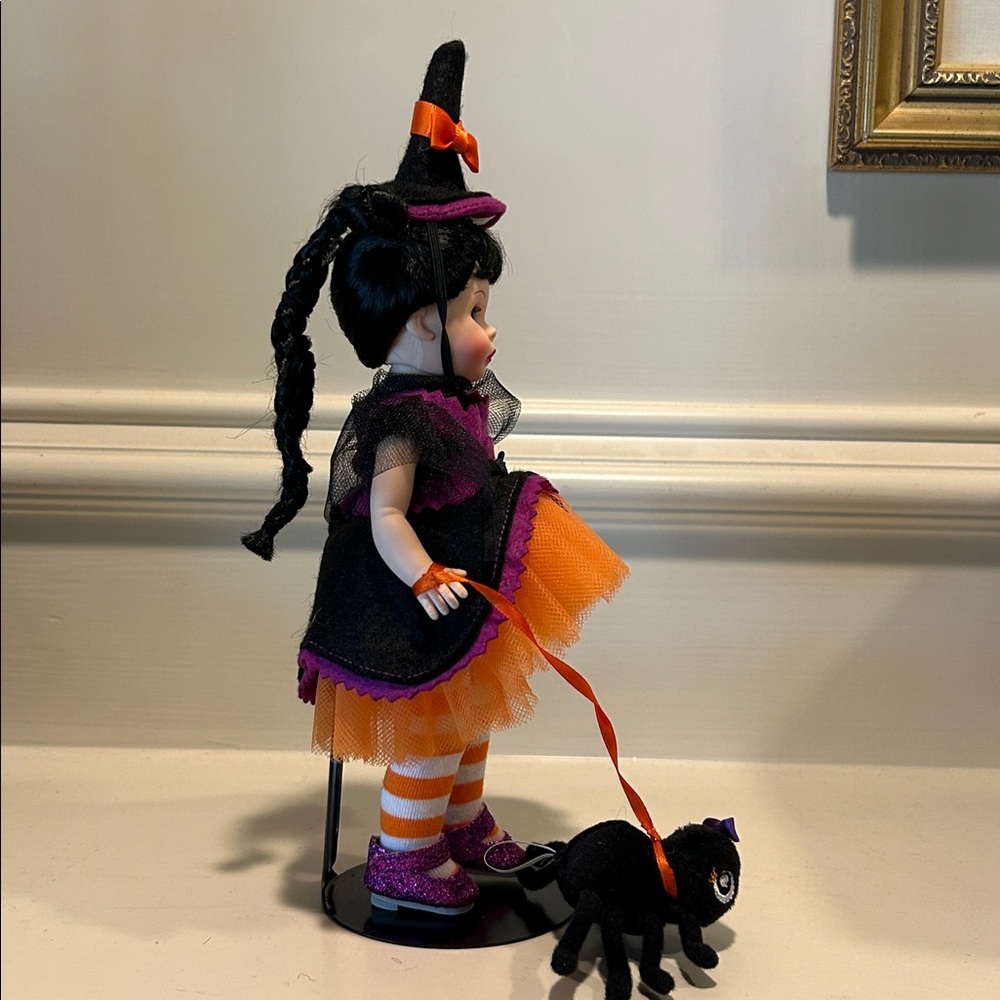 Madame Alexander Witching Hour Wendy - Picture 4 of 10